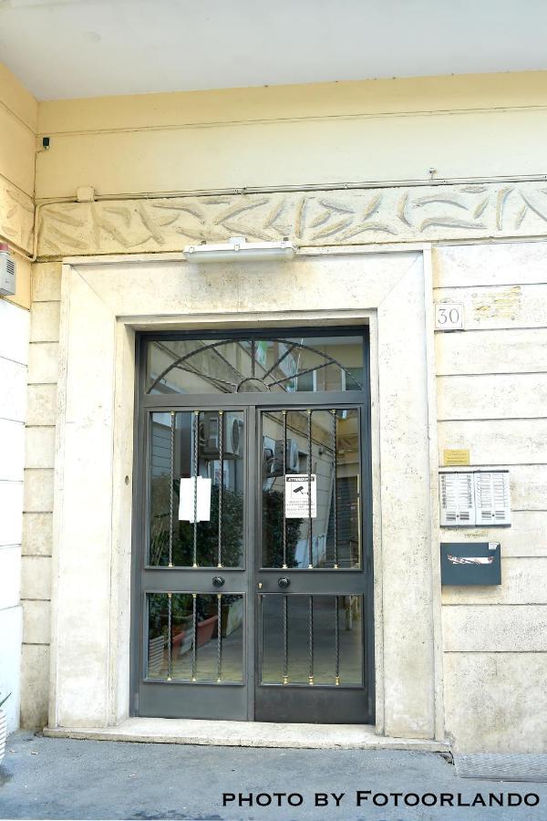 Casa Vacanza La Signorina Roma Dış mekan fotoğraf